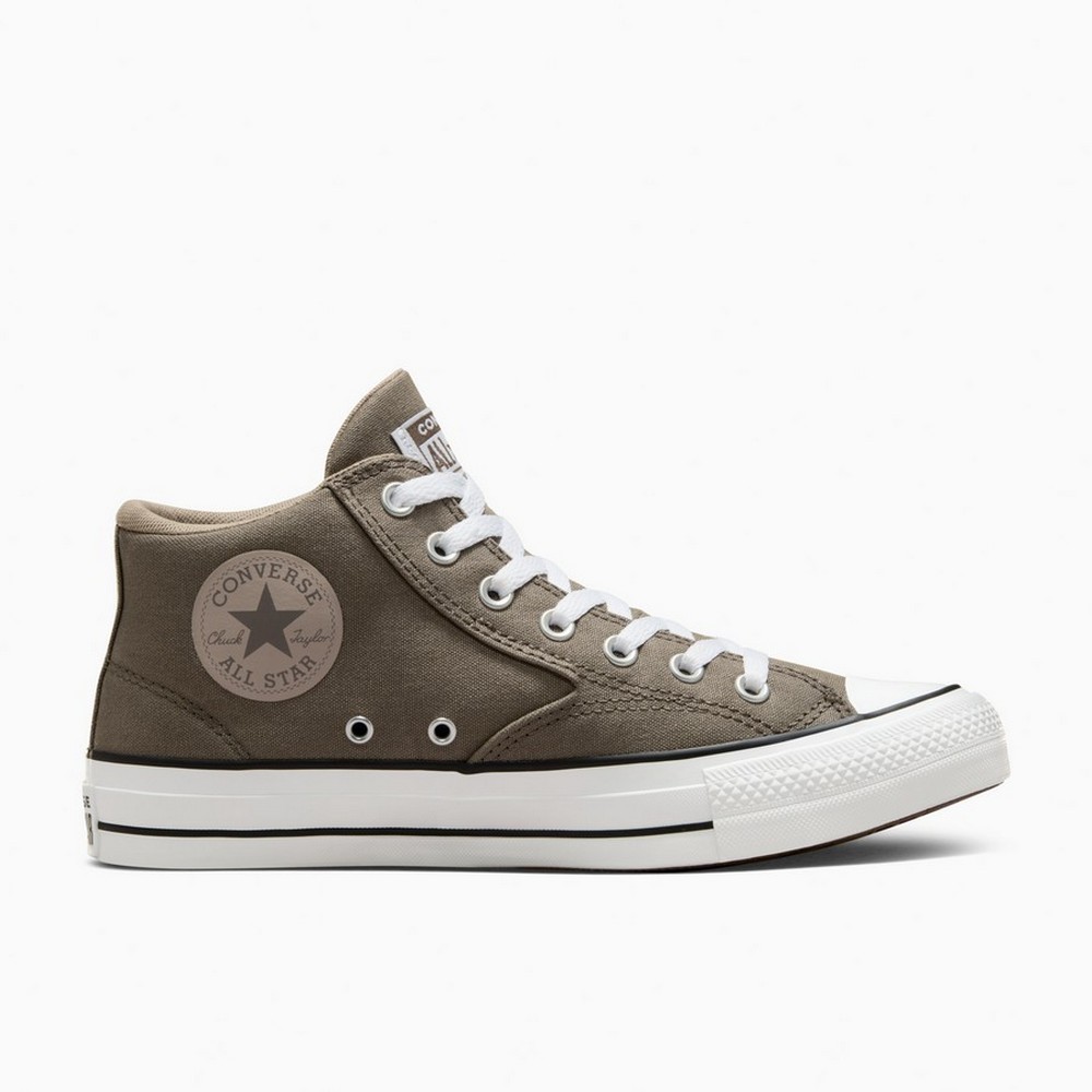 barna színű Converse magasszárú cipő